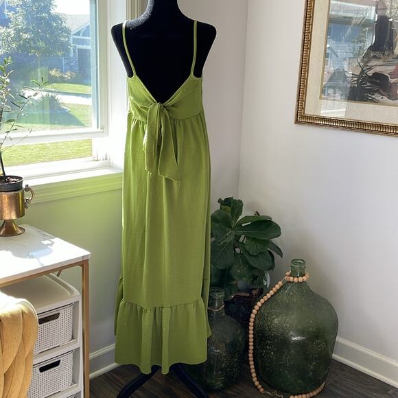 Pretty green dress - Picture 4 of 6